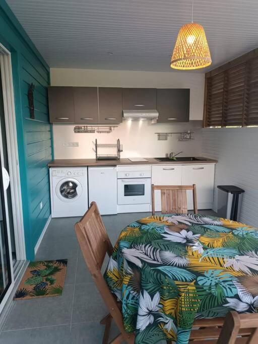 Tukusi Bungalow Le Moule Εξωτερικό φωτογραφία